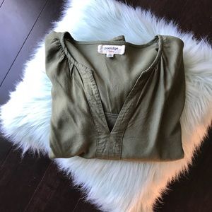 Anthro porridge army green boho top.Sz.XS.